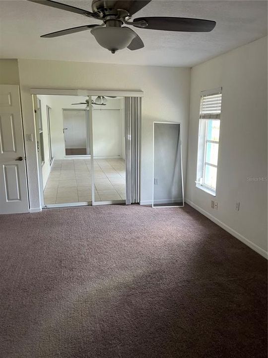 For Sale: $299,900 (3 beds, 2 baths, 1927 Square Feet)