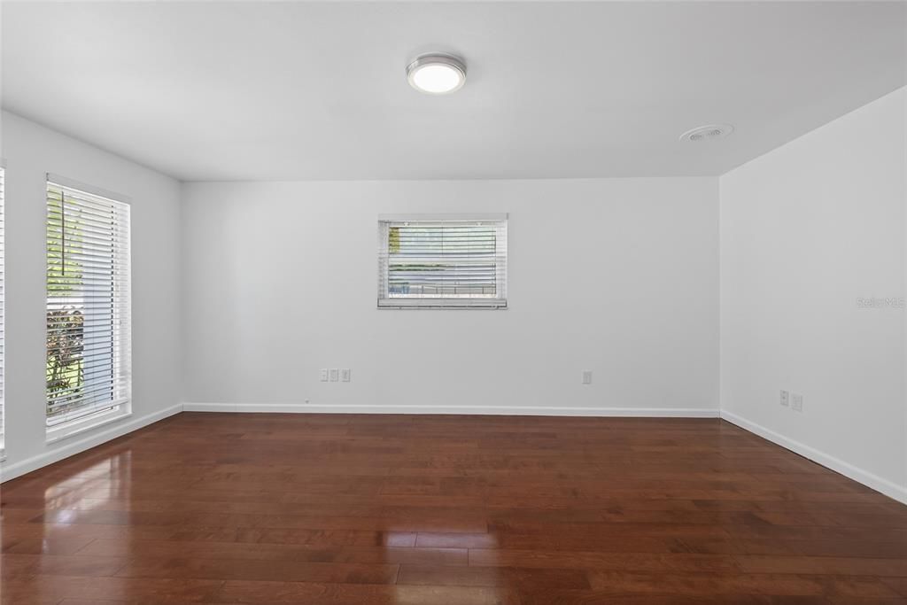 For Sale: $570,000 (3 beds, 3 baths, 2230 Square Feet)
