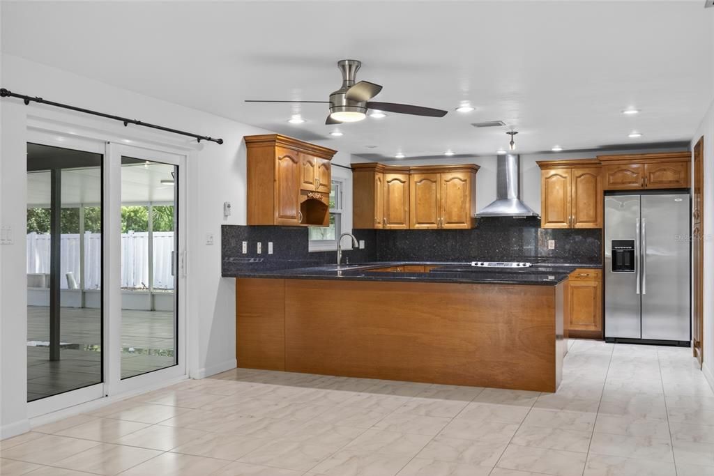 For Sale: $570,000 (3 beds, 3 baths, 2230 Square Feet)