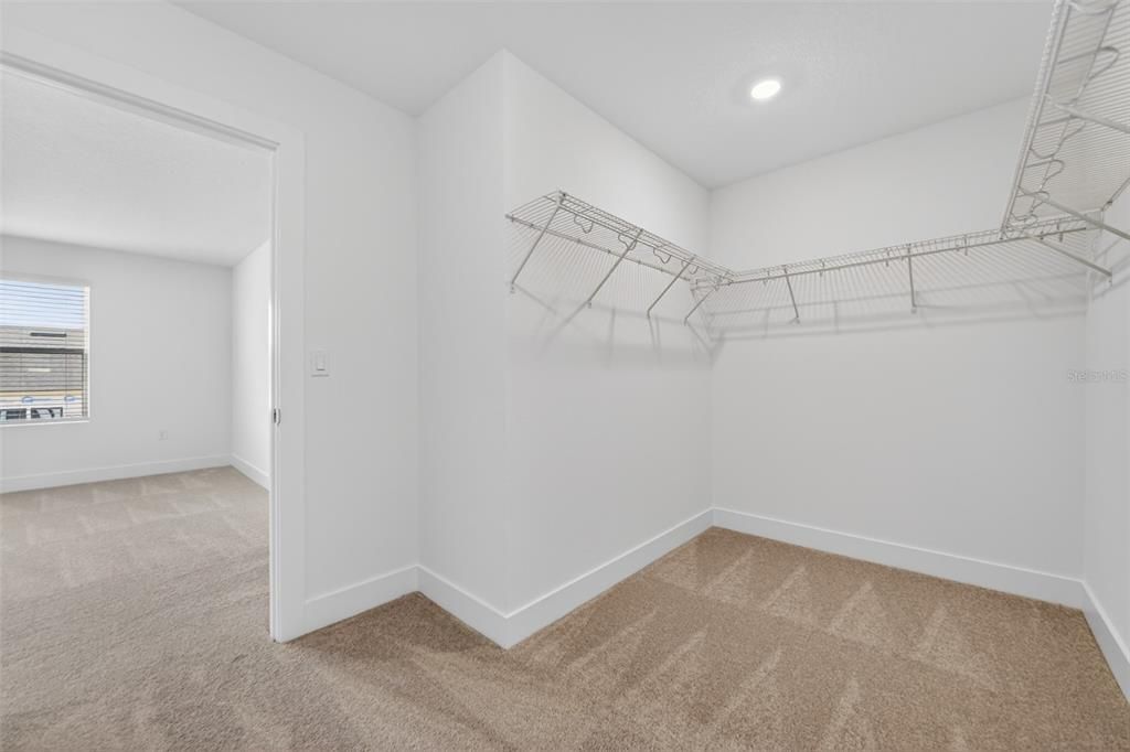 На продажу: $489,990 (3 спален, 3 ванн, 2072 Квадратных фут)