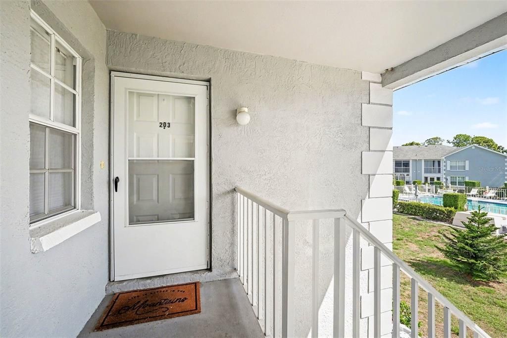 На продажу: $149,000 (2 спален, 2 ванн, 873 Квадратных фут)