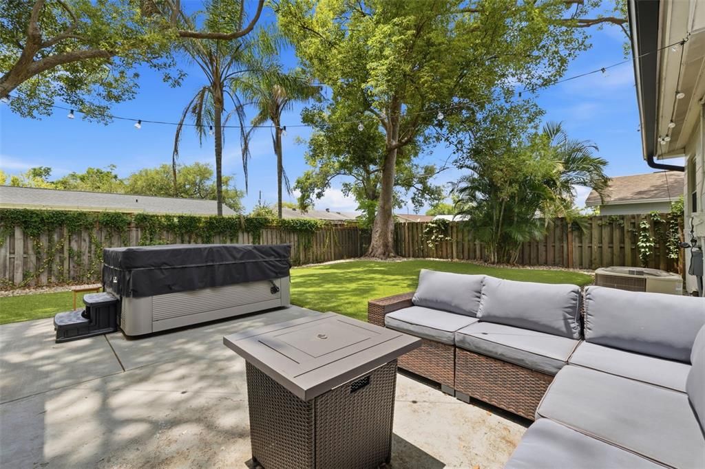 Activo con contrato: $430,000 (3 camas, 2 baños, 1514 Pies cuadrados)