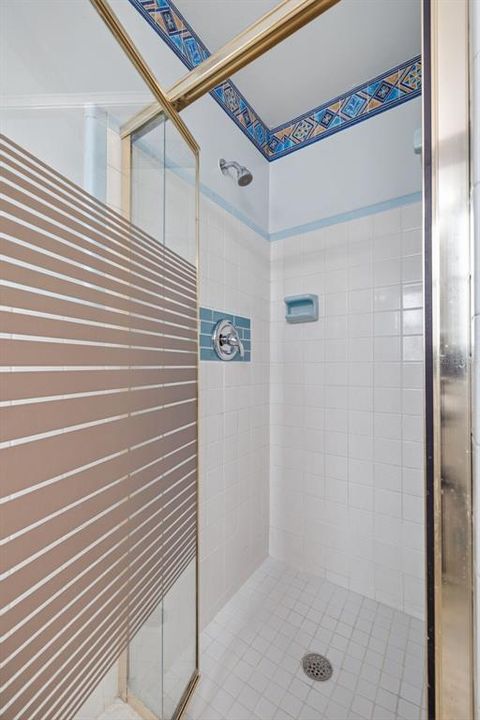 Activo con contrato: $430,000 (3 camas, 2 baños, 1514 Pies cuadrados)