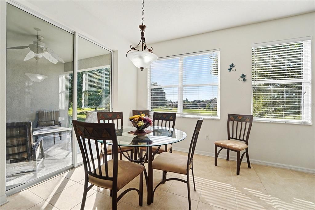 En Venta: $450,000 (4 camas, 3 baños, 2638 Pies cuadrados)