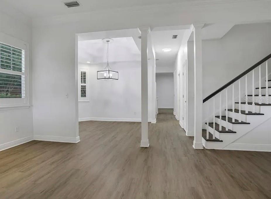 For Sale: $922,000 (4 beds, 2 baths, 2274 Square Feet)
