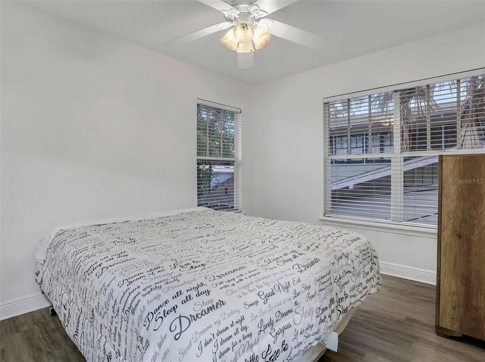 For Sale: $922,000 (4 beds, 2 baths, 2274 Square Feet)