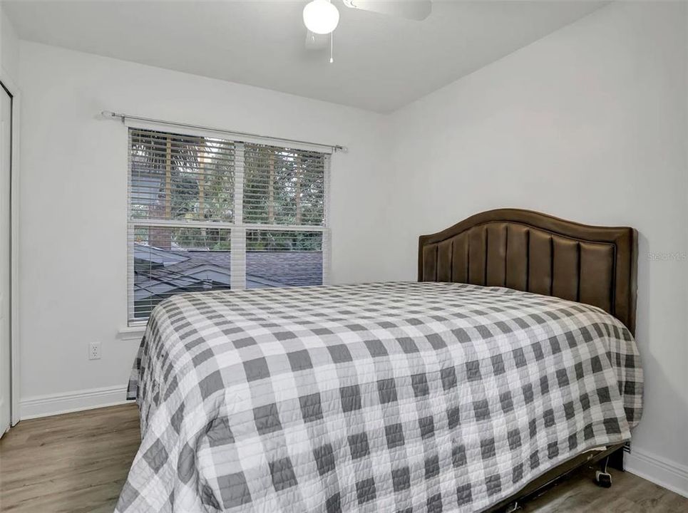 For Sale: $922,000 (4 beds, 2 baths, 2274 Square Feet)