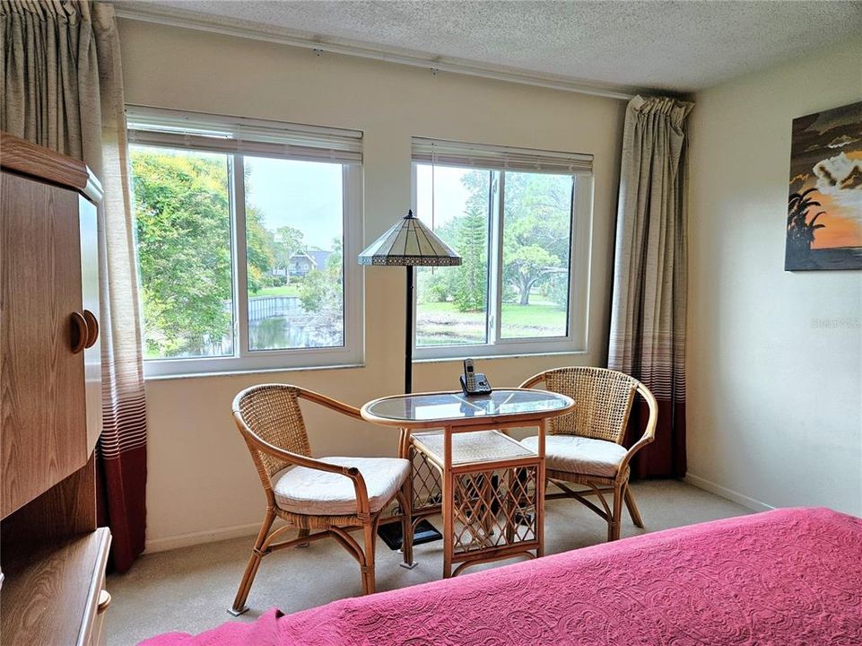 For Sale: $275,000 (2 beds, 2 baths, 1065 Square Feet)