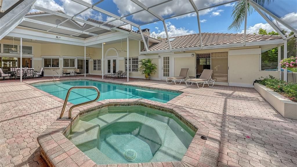 For Sale: $1,575,000 (4 beds, 3 baths, 4840 Square Feet)