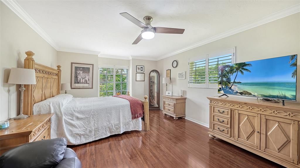 For Sale: $1,575,000 (4 beds, 3 baths, 4840 Square Feet)