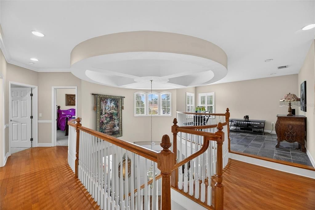 En Venta: $749,900 (5 camas, 4 baños, 3887 Pies cuadrados)