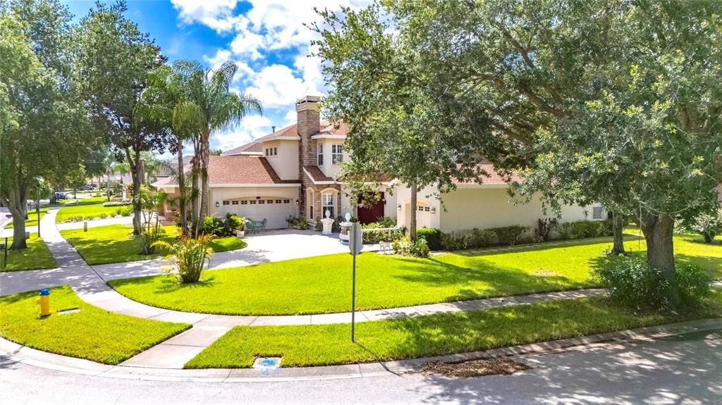 En Venta: $749,900 (5 camas, 4 baños, 3887 Pies cuadrados)