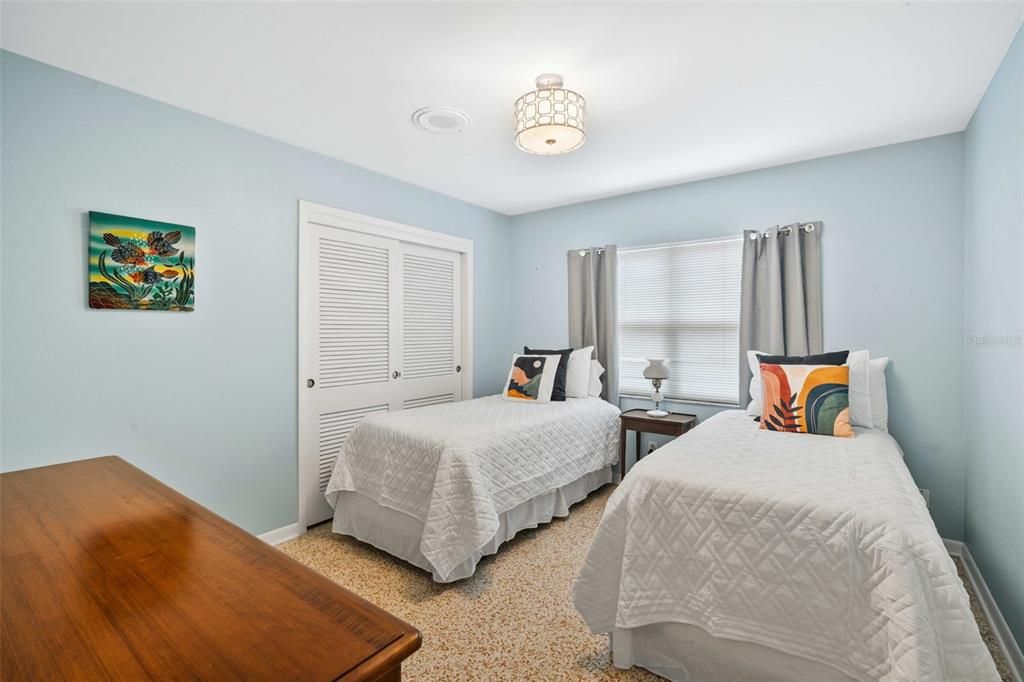 For Sale: $479,000 (4 beds, 3 baths, 1639 Square Feet)