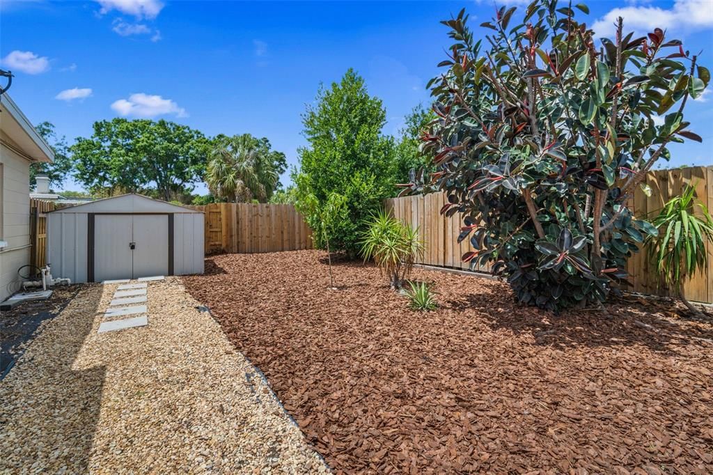 For Sale: $479,000 (4 beds, 3 baths, 1639 Square Feet)