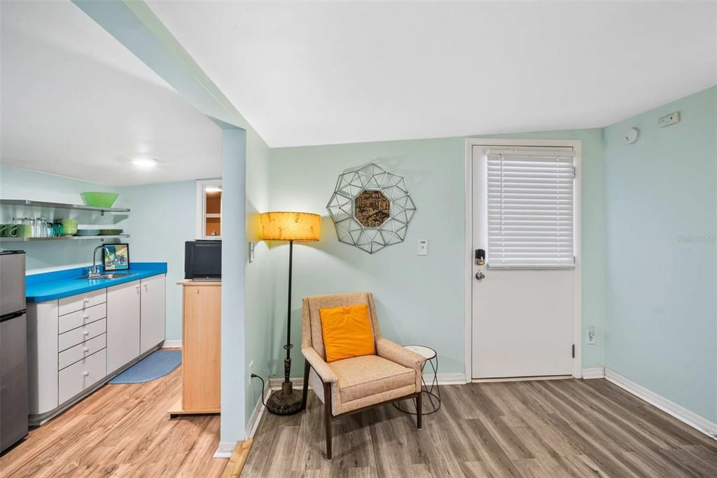 For Sale: $479,000 (4 beds, 3 baths, 1639 Square Feet)