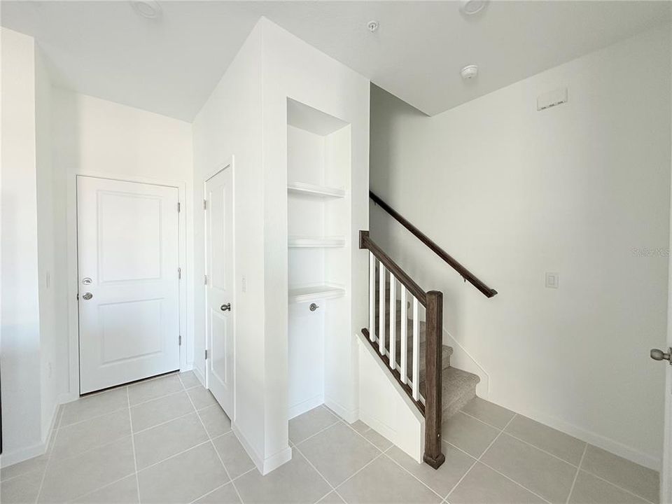 For Rent: $2,350 (4 beds, 2 baths, 1678 Square Feet)