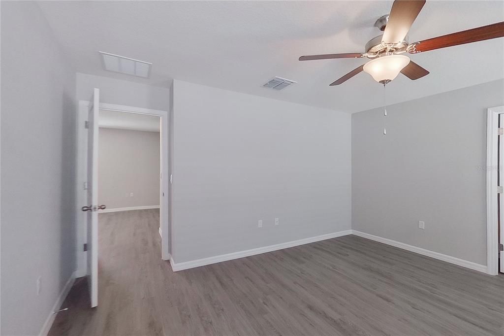 В аренду: $2,195 (4 спален, 2 ванн, 2176 Квадратных фут)