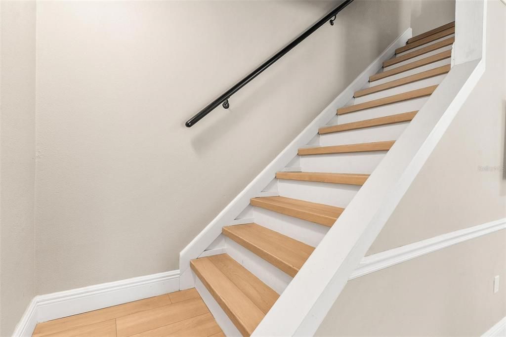 For Sale: $535,000 (4 beds, 2 baths, 1968 Square Feet)