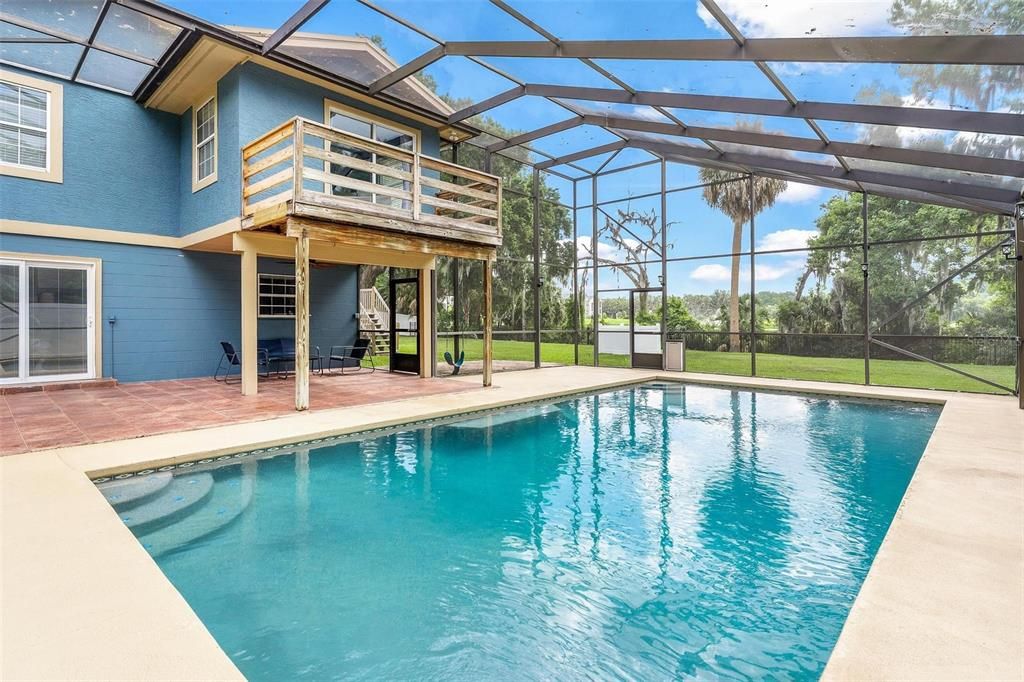 For Sale: $535,000 (4 beds, 2 baths, 1968 Square Feet)