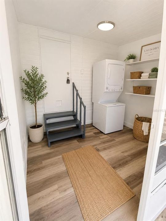 For Sale: $89,000 (2 beds, 1 baths, 494 Square Feet)