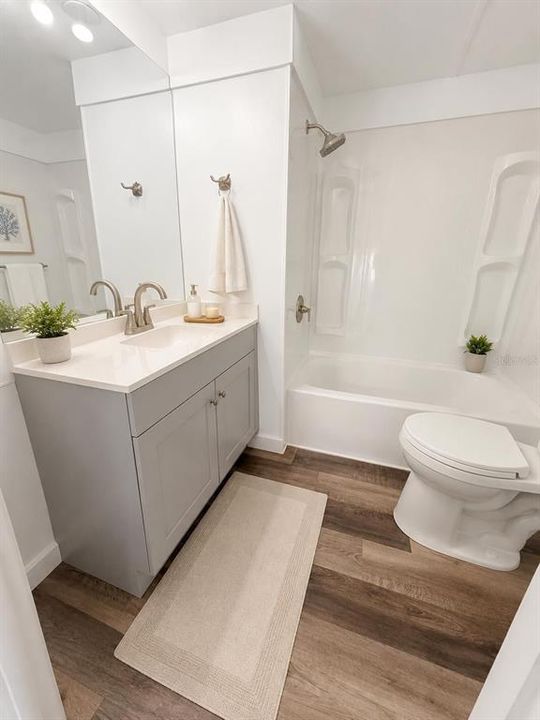 For Sale: $89,000 (2 beds, 1 baths, 494 Square Feet)