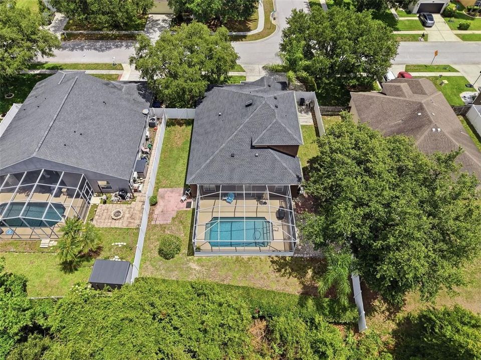 For Sale: $500,000 (5 beds, 3 baths, 2290 Square Feet)
