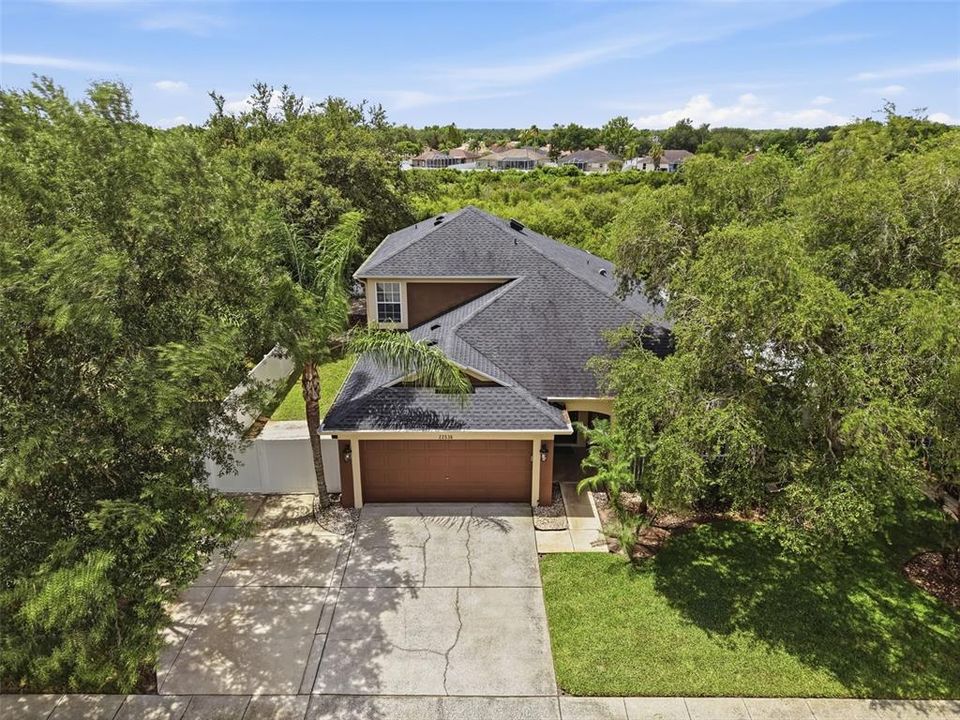 For Sale: $500,000 (5 beds, 3 baths, 2290 Square Feet)