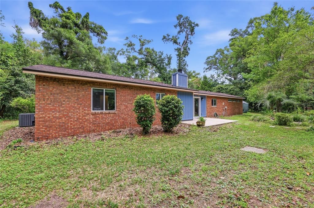 For Sale: $399,000 (3 beds, 2 baths, 2186 Square Feet)