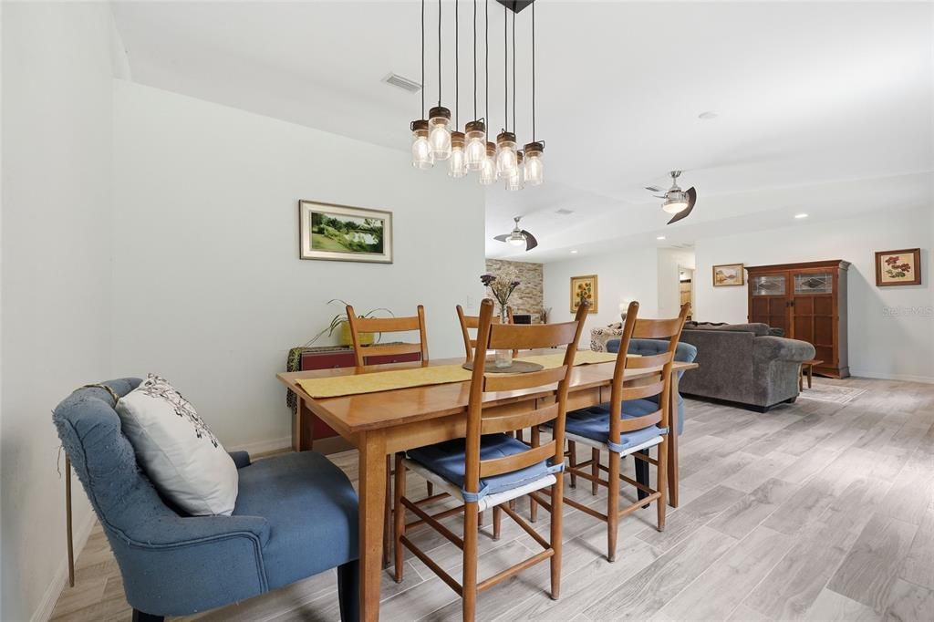 For Sale: $399,000 (3 beds, 2 baths, 2186 Square Feet)