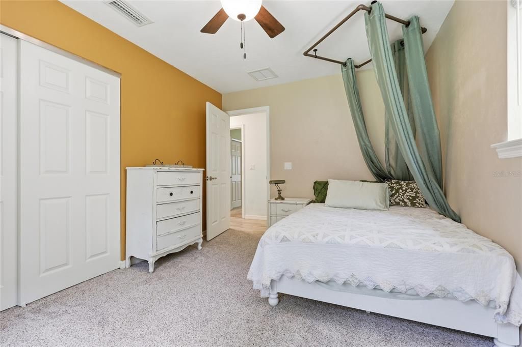 For Sale: $399,000 (3 beds, 2 baths, 2186 Square Feet)