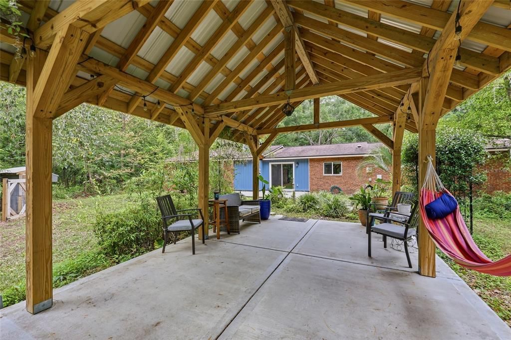 For Sale: $399,000 (3 beds, 2 baths, 2186 Square Feet)