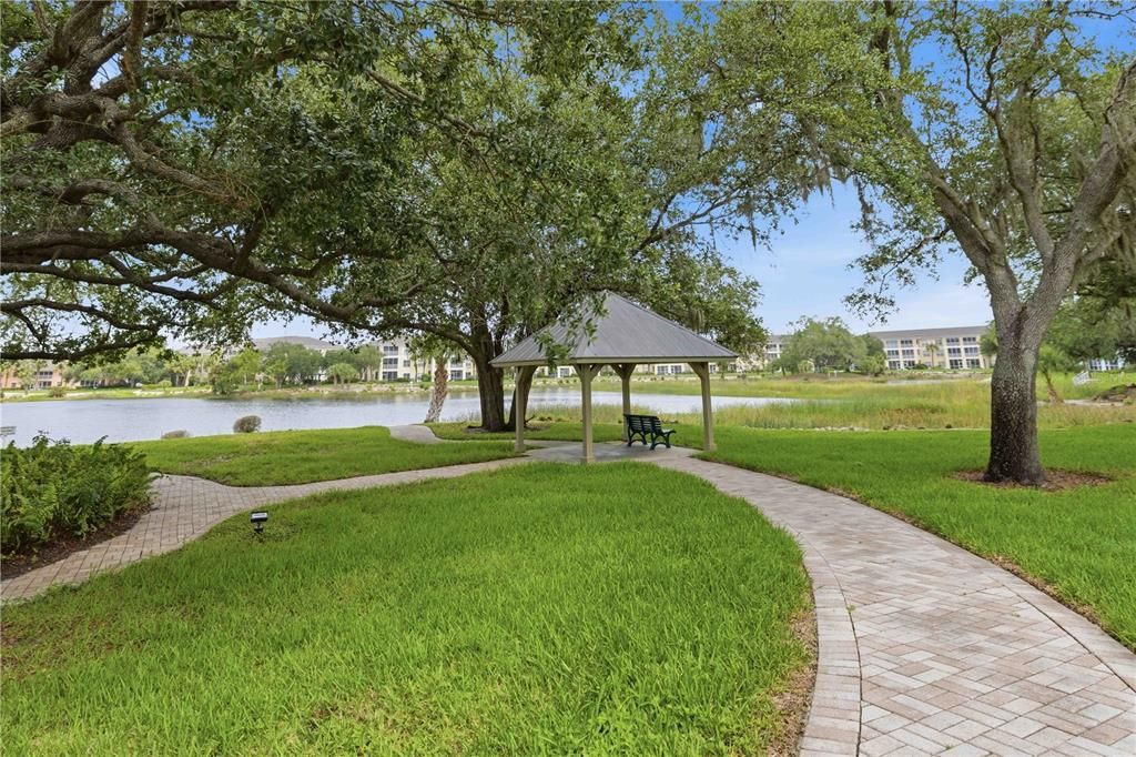 For Sale: $210,000 (2 beds, 2 baths, 1227 Square Feet)