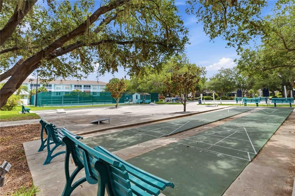 For Sale: $210,000 (2 beds, 2 baths, 1227 Square Feet)
