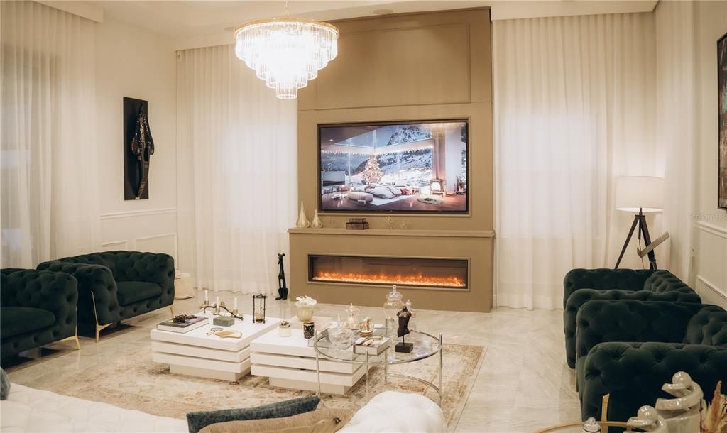 For Sale: $2,500,000 (6 beds, 6 baths, 5287 Square Feet)