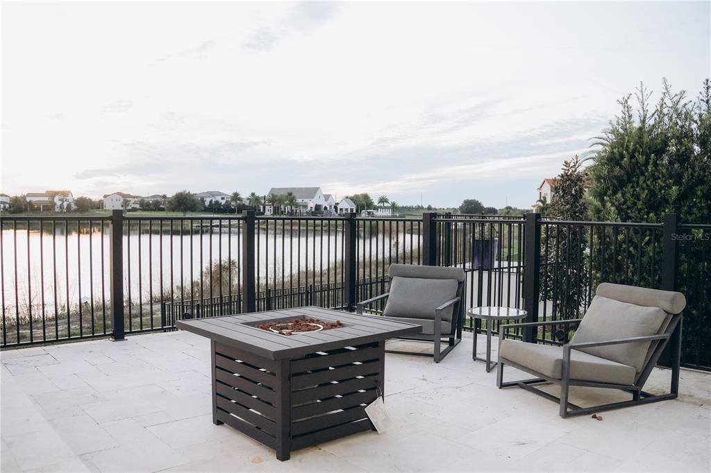 For Sale: $2,500,000 (6 beds, 6 baths, 5287 Square Feet)