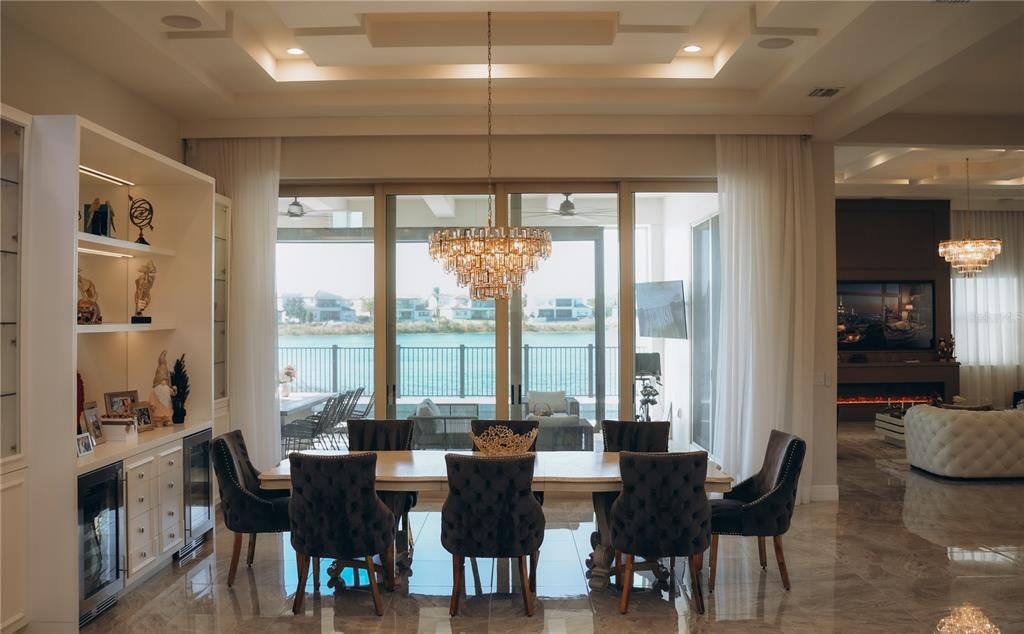 For Sale: $2,500,000 (6 beds, 6 baths, 5287 Square Feet)