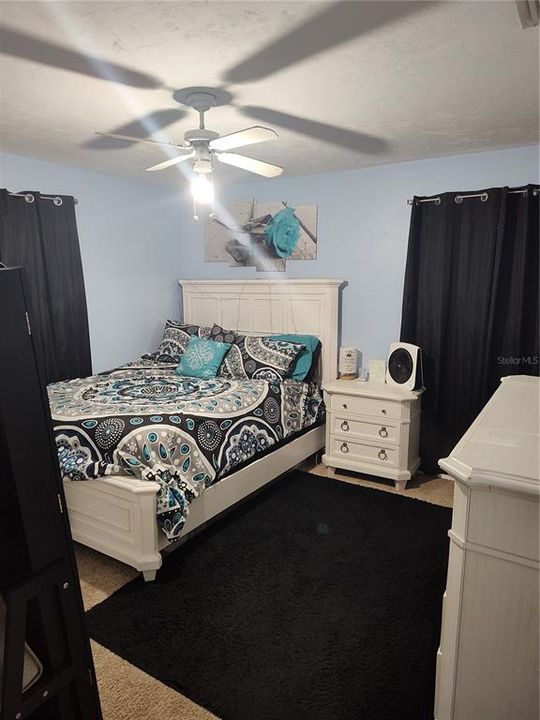 Active With Contract: $259,000 (3 beds, 2 baths, 1191 Square Feet)