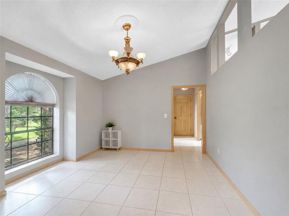 En Venta: $1,090,000 (4 camas, 3 baños, 2842 Pies cuadrados)