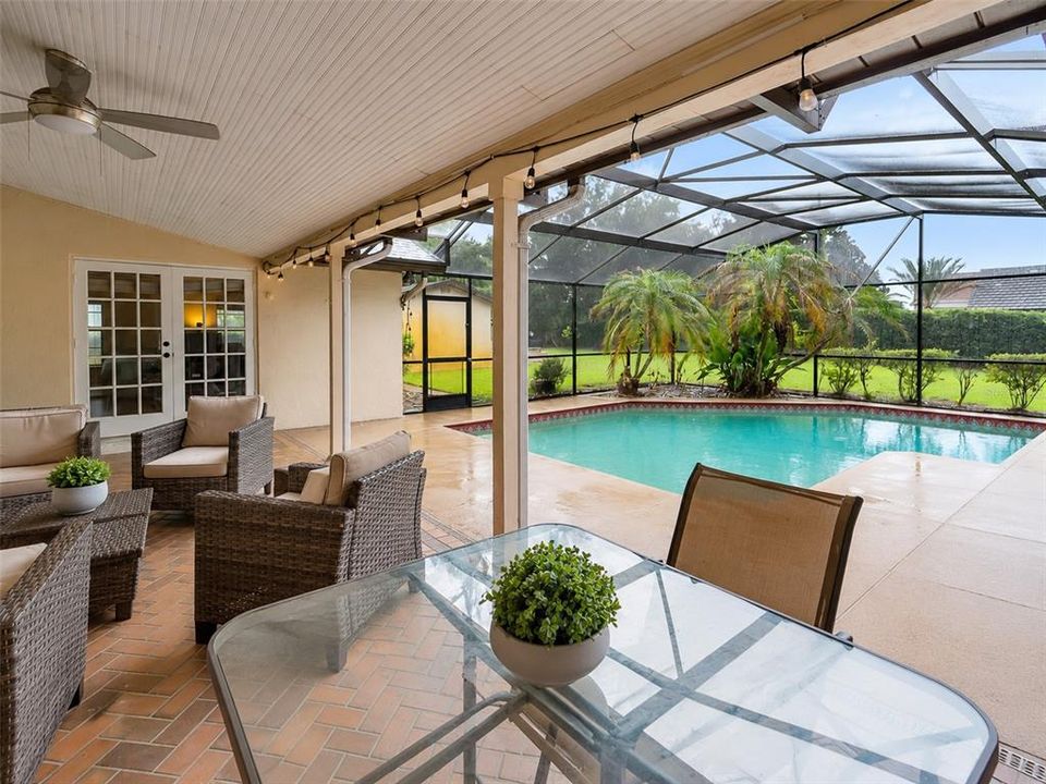 En Venta: $1,090,000 (4 camas, 3 baños, 2842 Pies cuadrados)