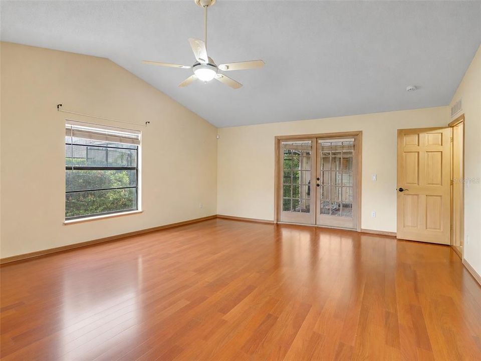 En Venta: $1,090,000 (4 camas, 3 baños, 2842 Pies cuadrados)