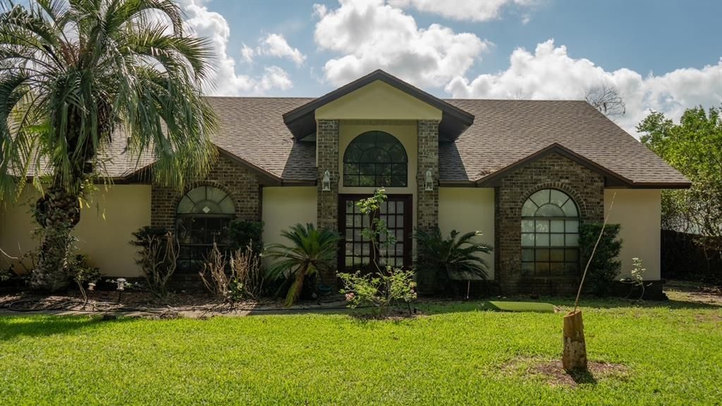 For Sale: $1,090,000 (4 beds, 3 baths, 2842 Square Feet)