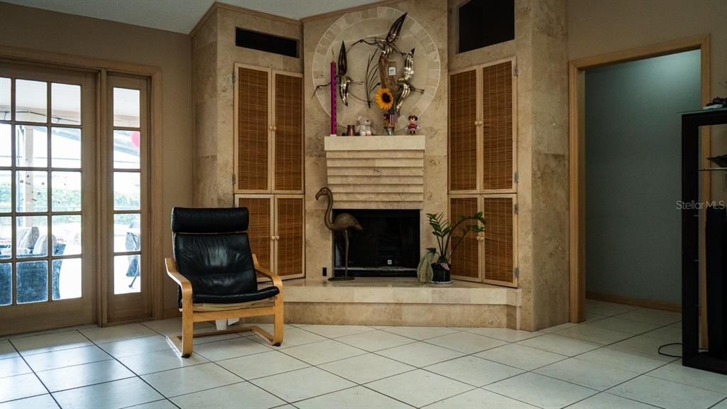 For Sale: $1,090,000 (4 beds, 3 baths, 2842 Square Feet)