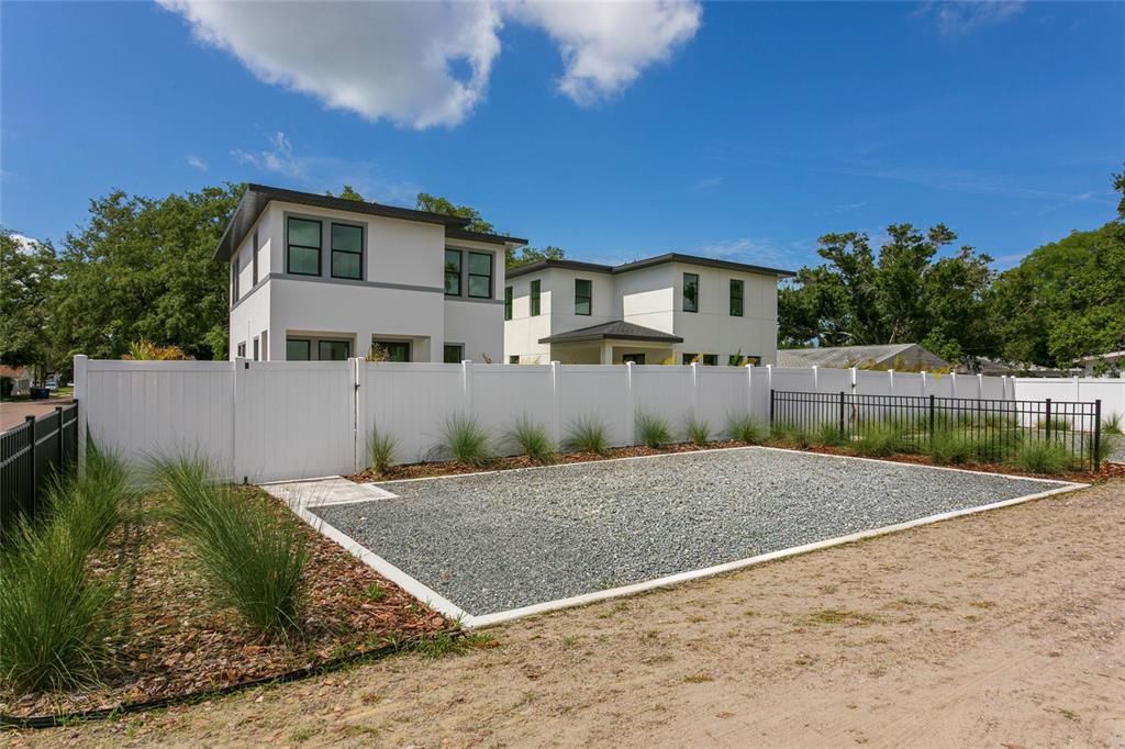 For Sale: $489,000 (3 beds, 3 baths, 1616 Square Feet)