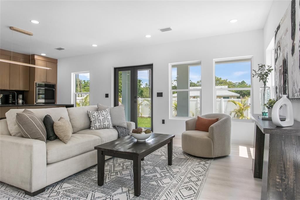 For Sale: $489,000 (3 beds, 3 baths, 1616 Square Feet)