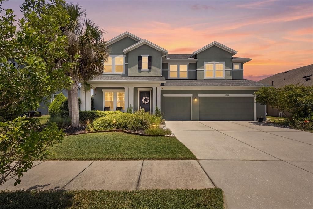 En Venta: $999,900 (5 camas, 3 baños, 3624 Pies cuadrados)