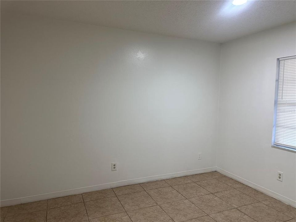 For Rent: $1,800 (2 beds, 2 baths, 960 Square Feet)