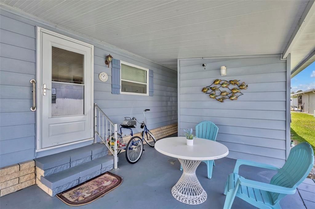 For Sale: $125,000 (2 beds, 2 baths, 1100 Square Feet)