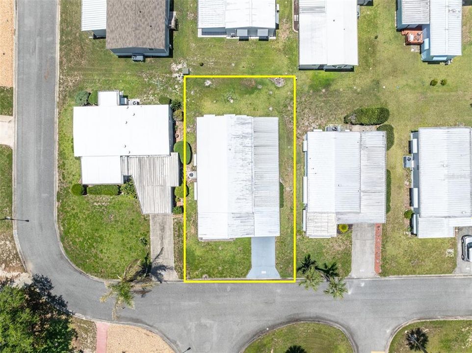 For Sale: $125,000 (2 beds, 2 baths, 1100 Square Feet)