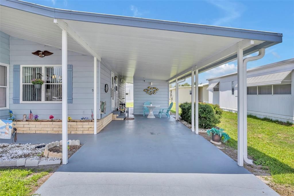 For Sale: $125,000 (2 beds, 2 baths, 1100 Square Feet)