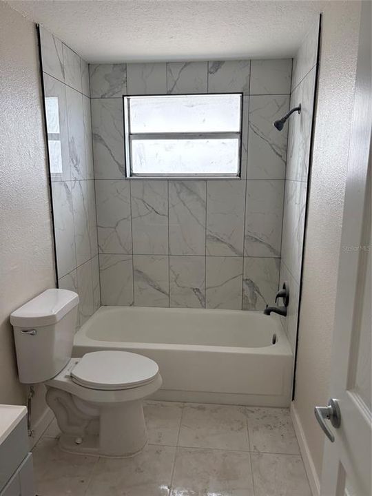En Venta: $265,000 (3 camas, 2 baños, 1348 Pies cuadrados)